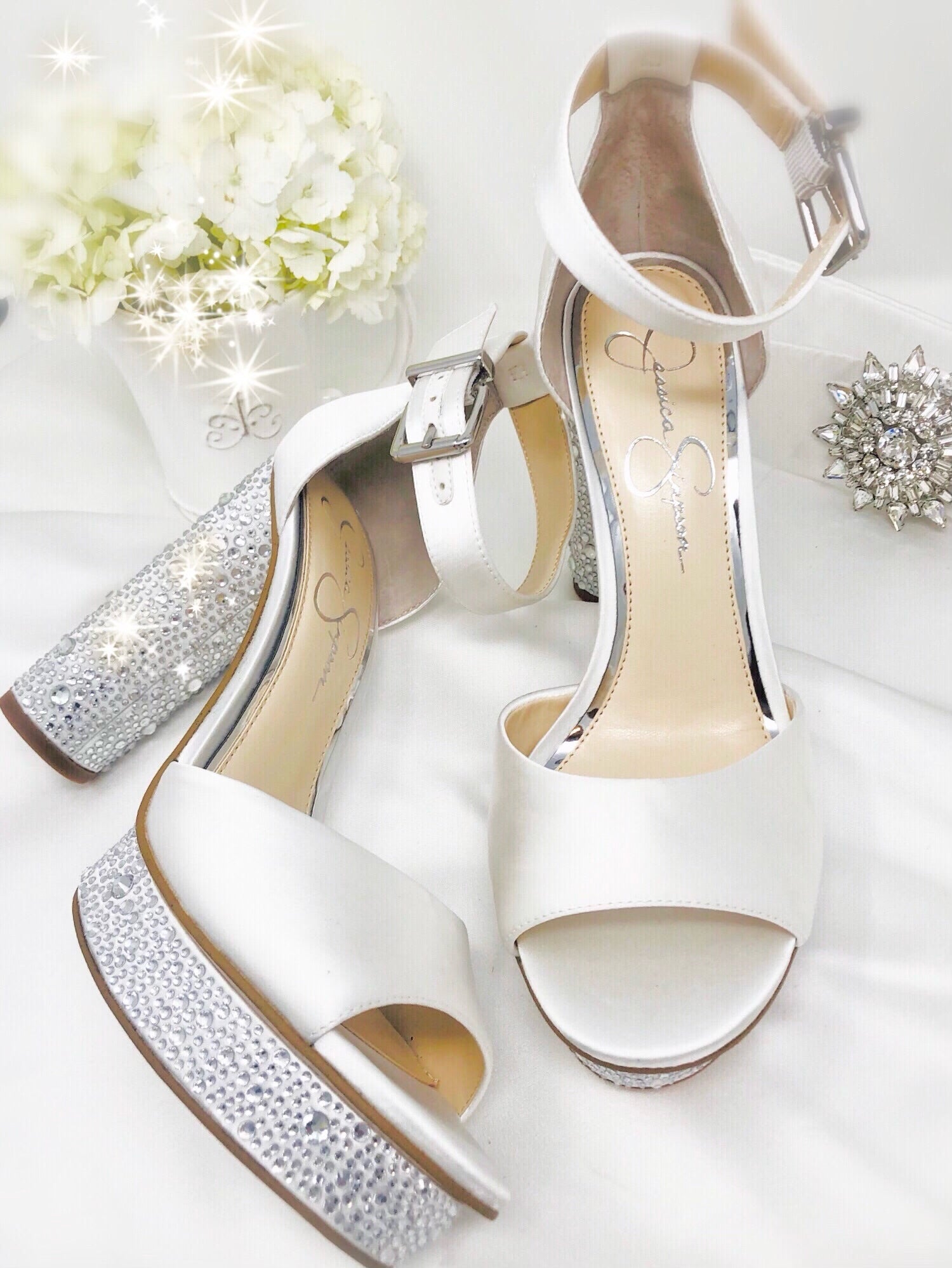 Jessica Simpson Women Everyn High Heel in Bridal White