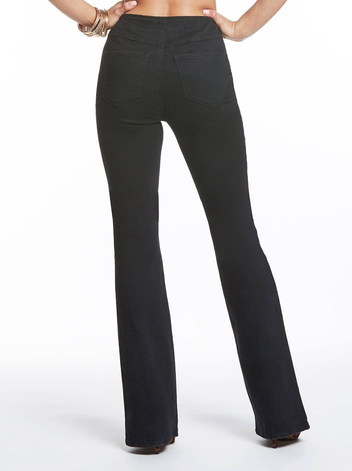 Jessica Simpson Women Pull On Flare in Black