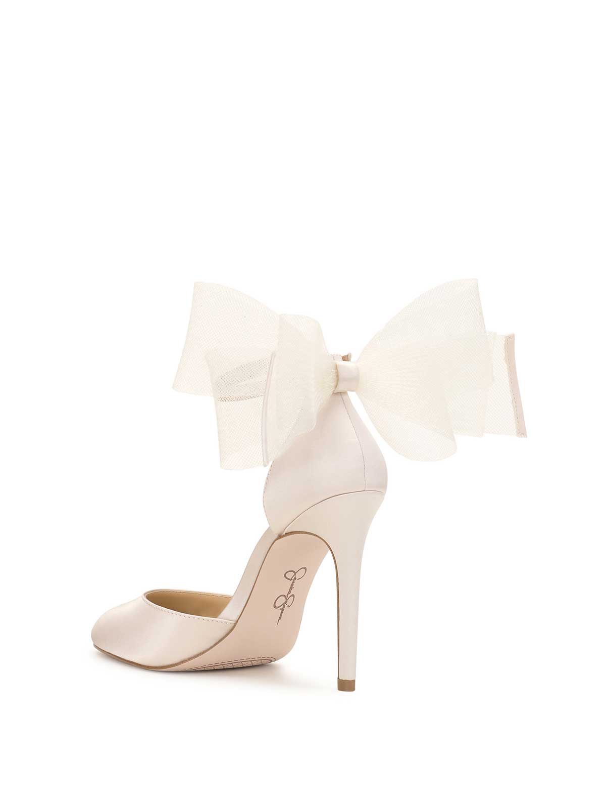 Jessica Simpson Women Phindies Pump in Off White