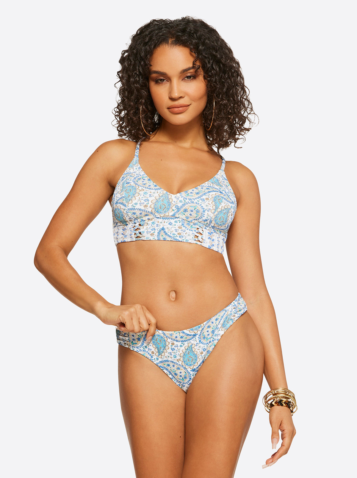 Jessica Simpson Women Sweetness Overload Cropped Cami in White Multi
