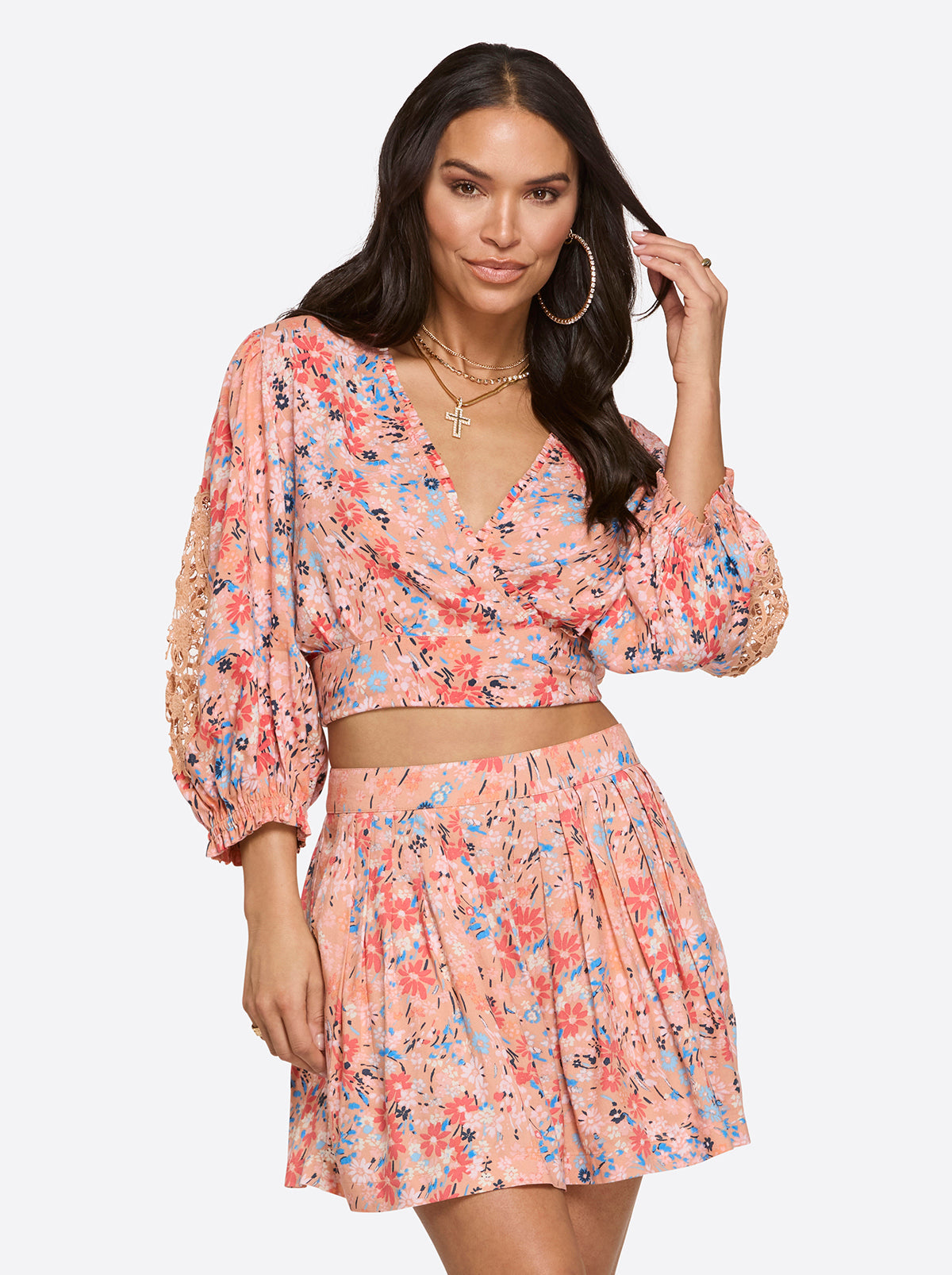 Jessica Simpson Women Patsy Top in Blooming Pastures