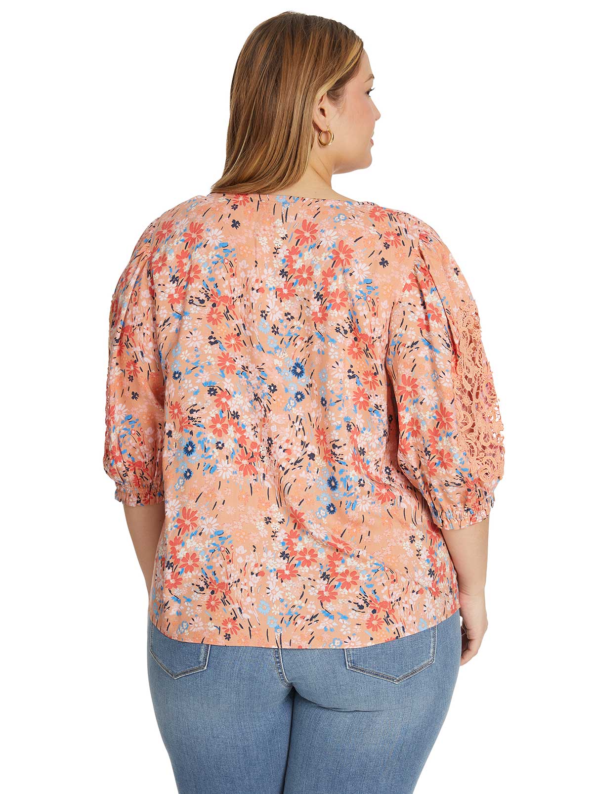 Jessica Simpson Women Sibyl Top in Blooming Pastures
