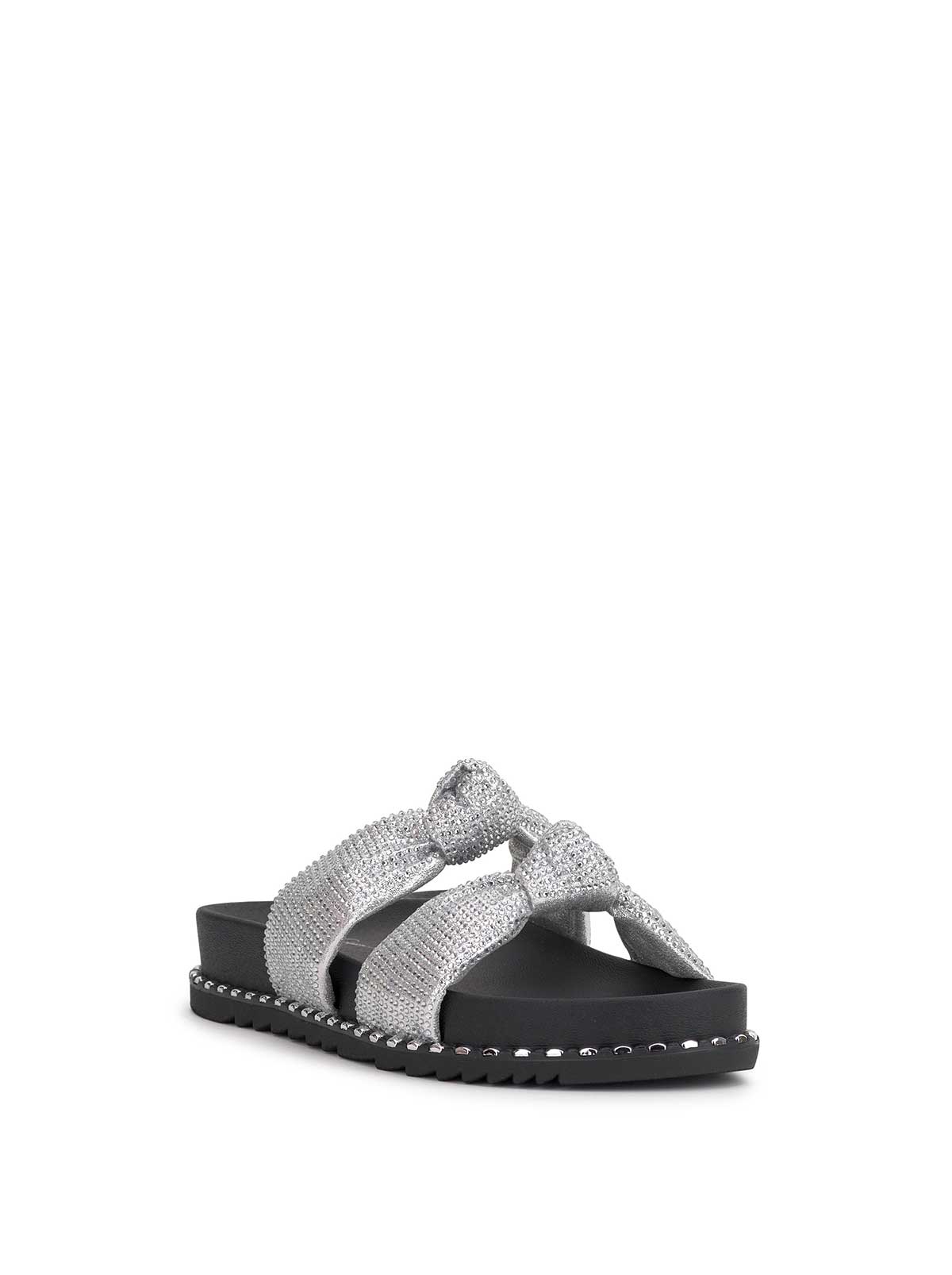 Jessica Simpson Women Caralyna Flat Sandal in Silver