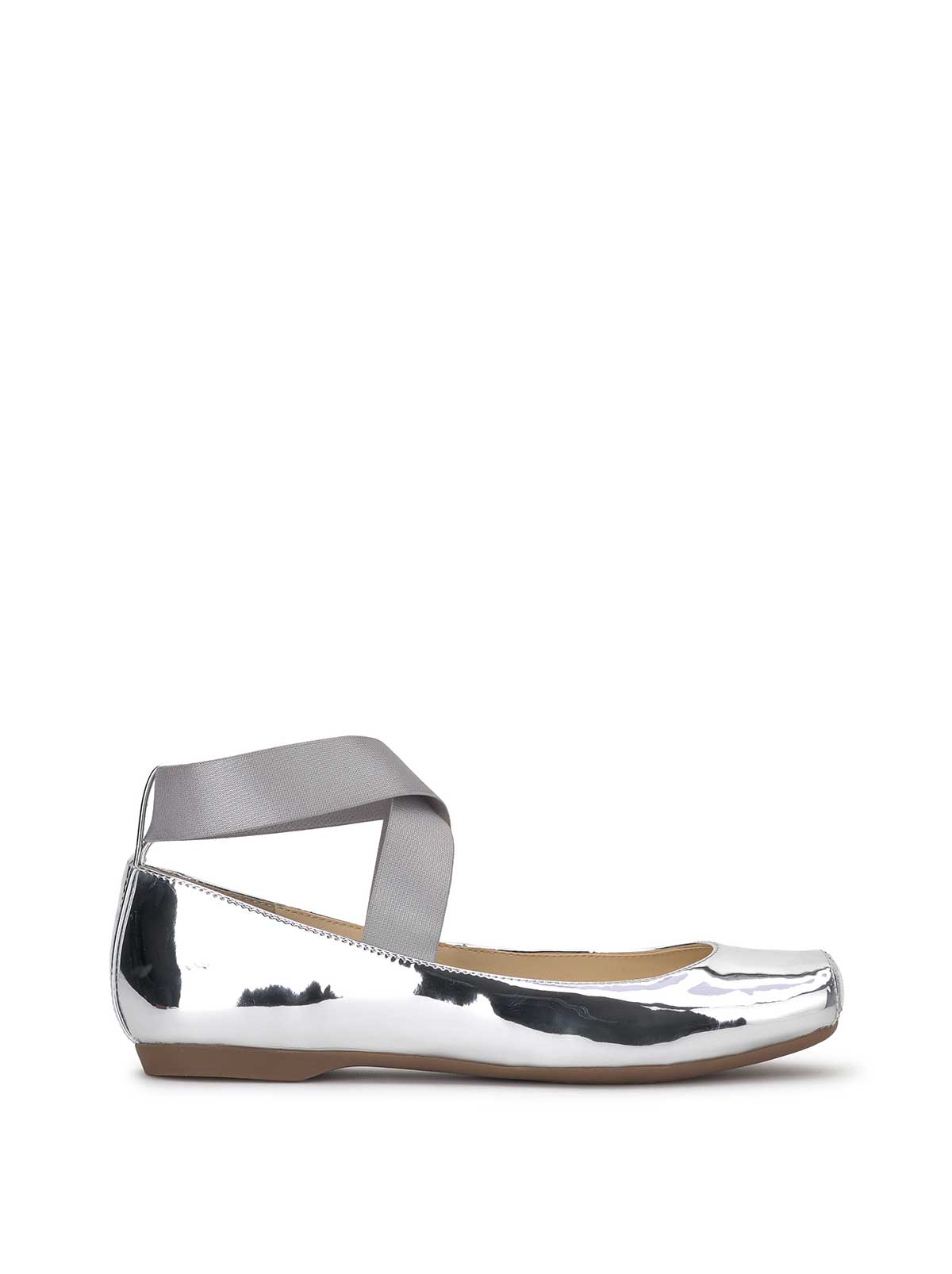Jessica Simpson Women Mandalaye Ballet Flat in Silver