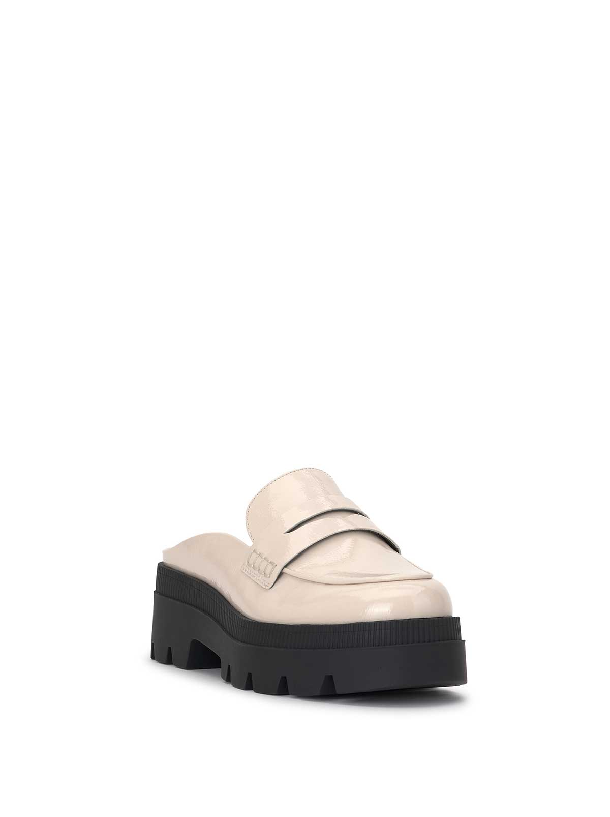 Jessica Simpson Women Uma Slip On Loafer in Chalk