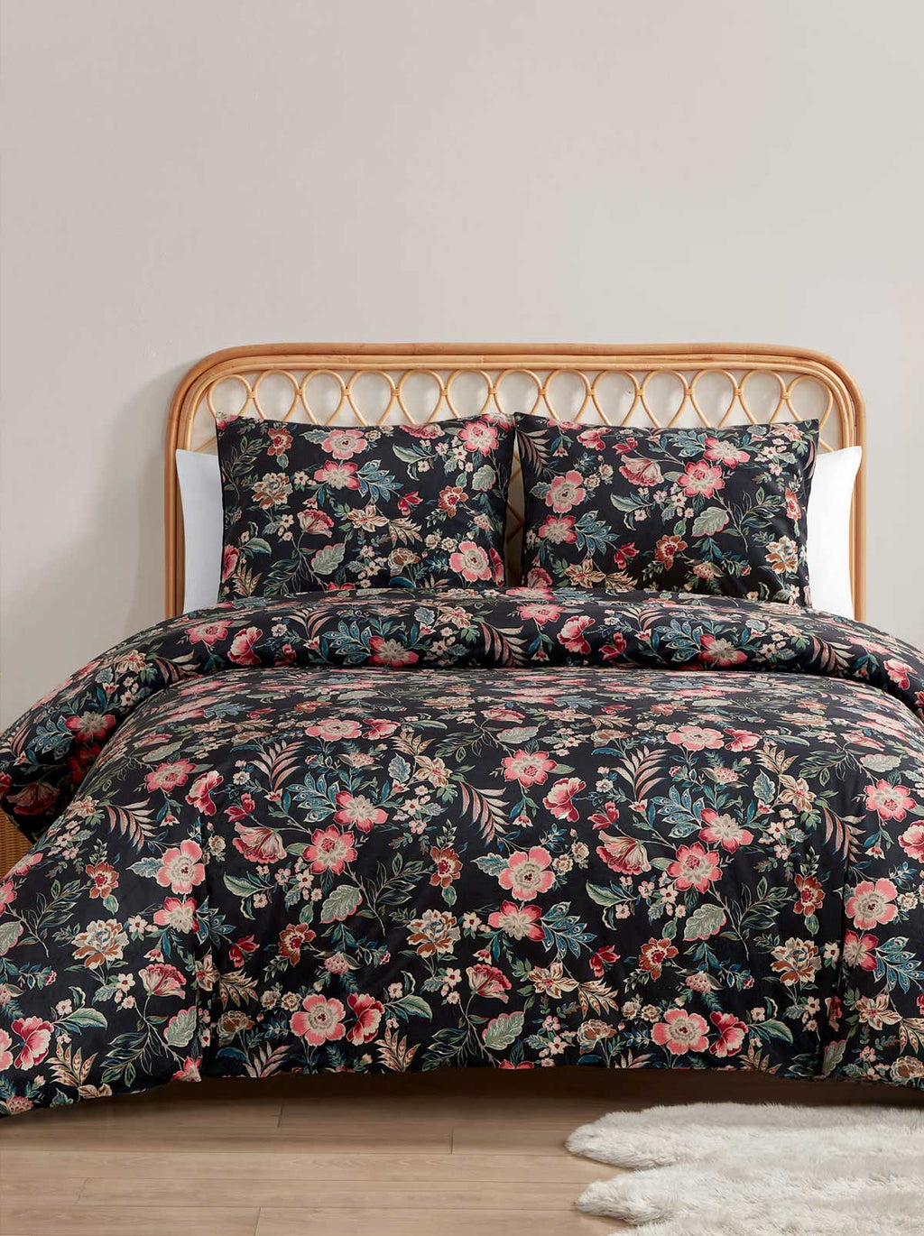 Jessica Simpson Home Arcadian Blooms Velvet Comforter Set