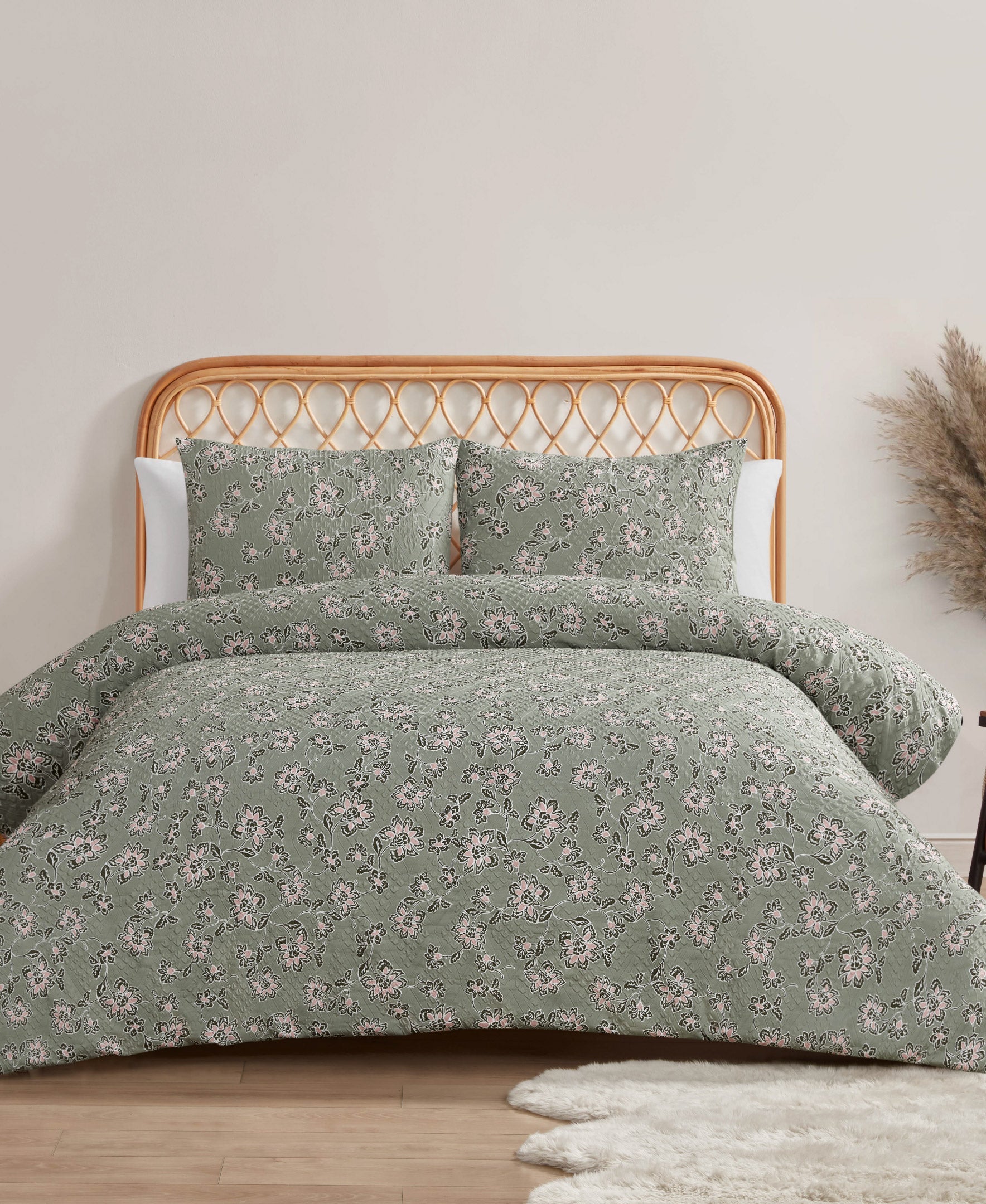 Jessica Simpson Home Botanical Embossed Comforter Set