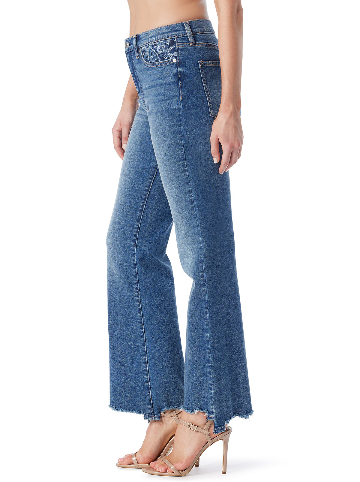 Jessica Simpson Women Rhythm Bootcut Jean in Foxy