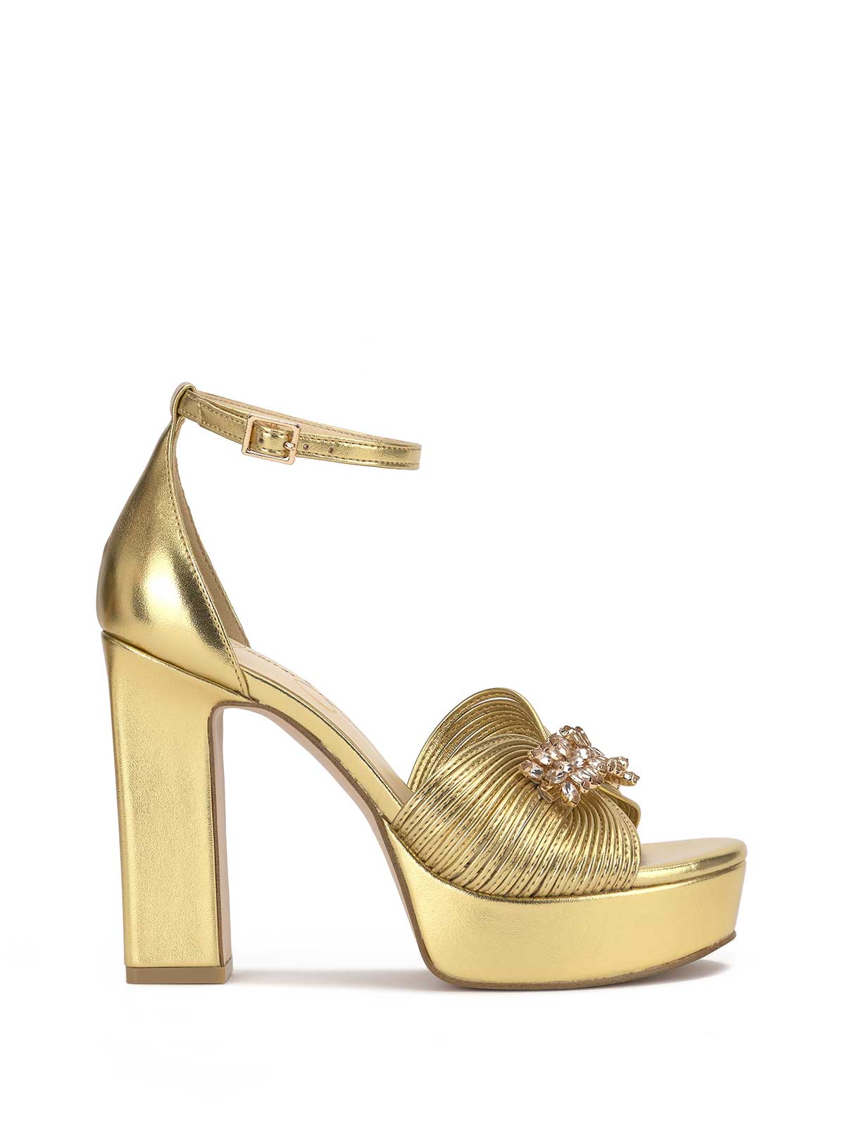 Jessica Simpson Women Anissia Platform in Gold