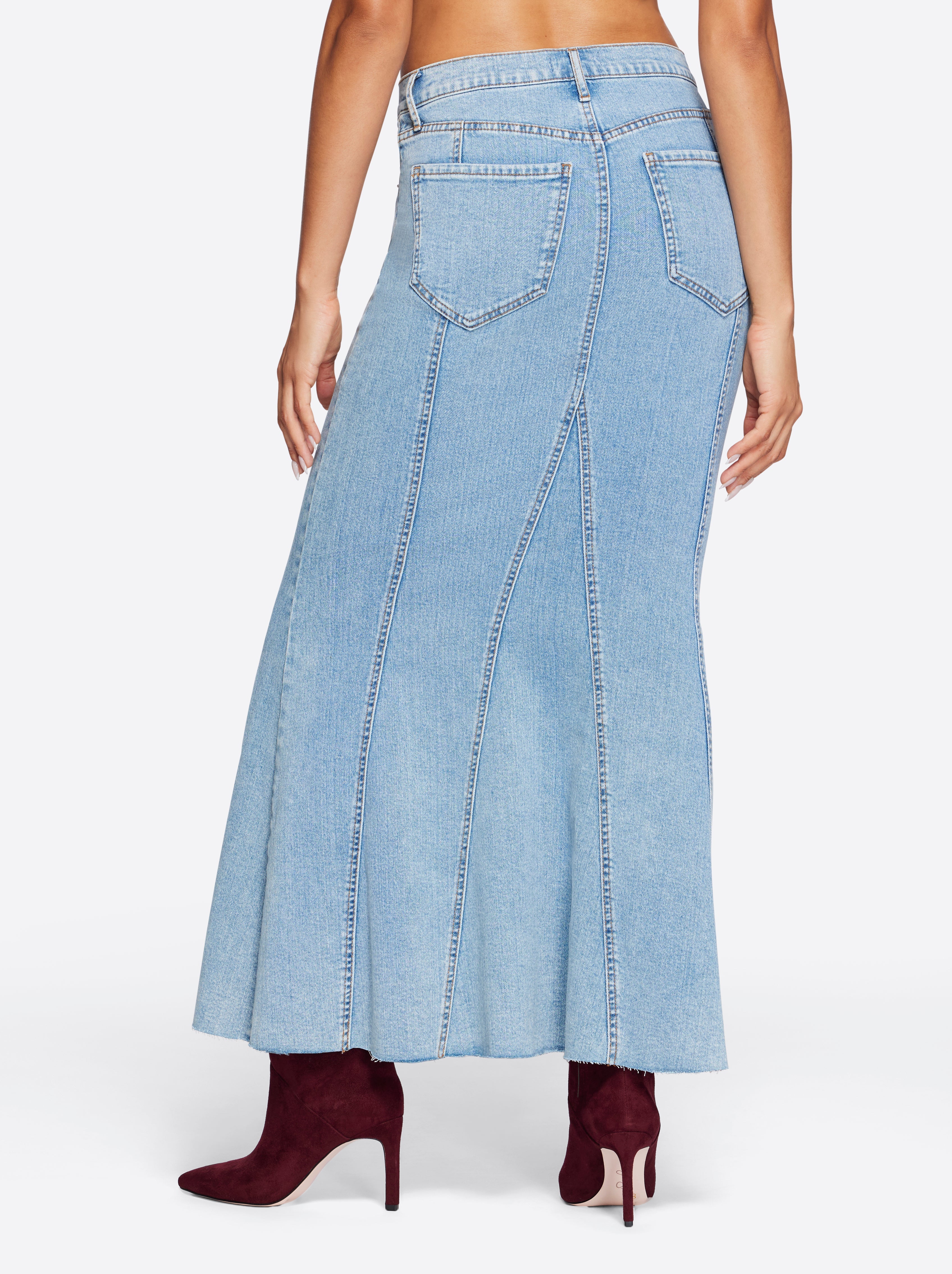 Jessica Simpson Women Denim Skirt in Open Book