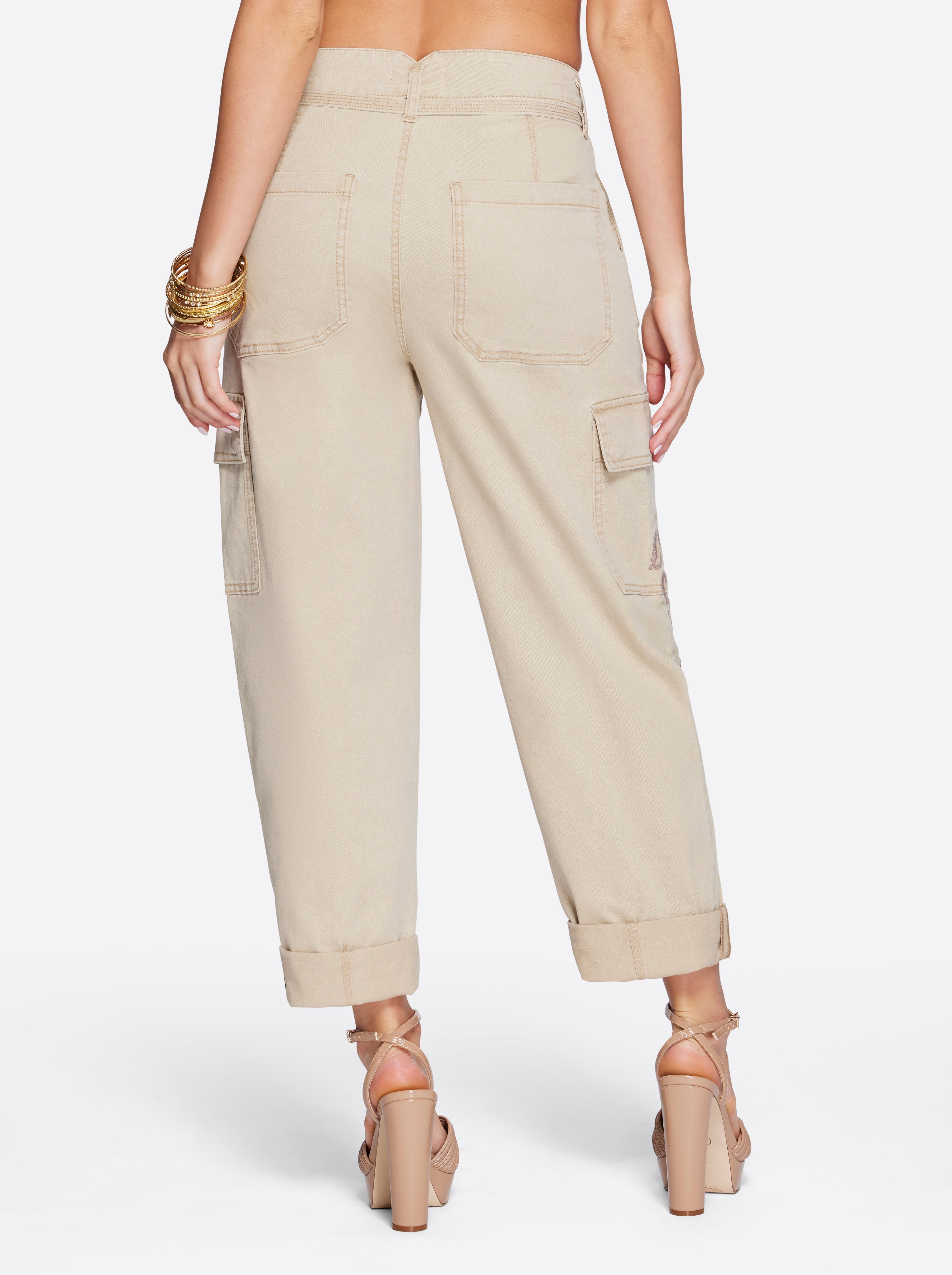 Jessica Simpson Women Allie Cargo Pant in Khaki
