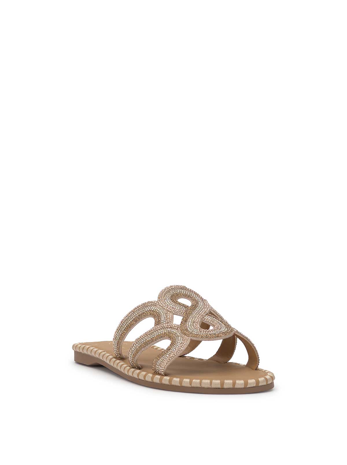 Jessica Simpson Women Bria Flat Sandal in Champagne
