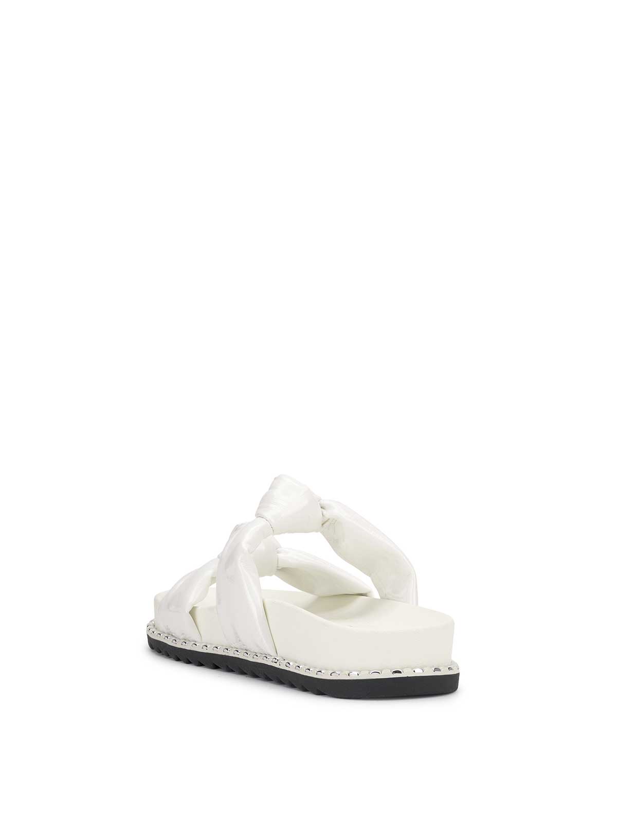 Jessica Simpson Women Caralyna Flat Sandal in White