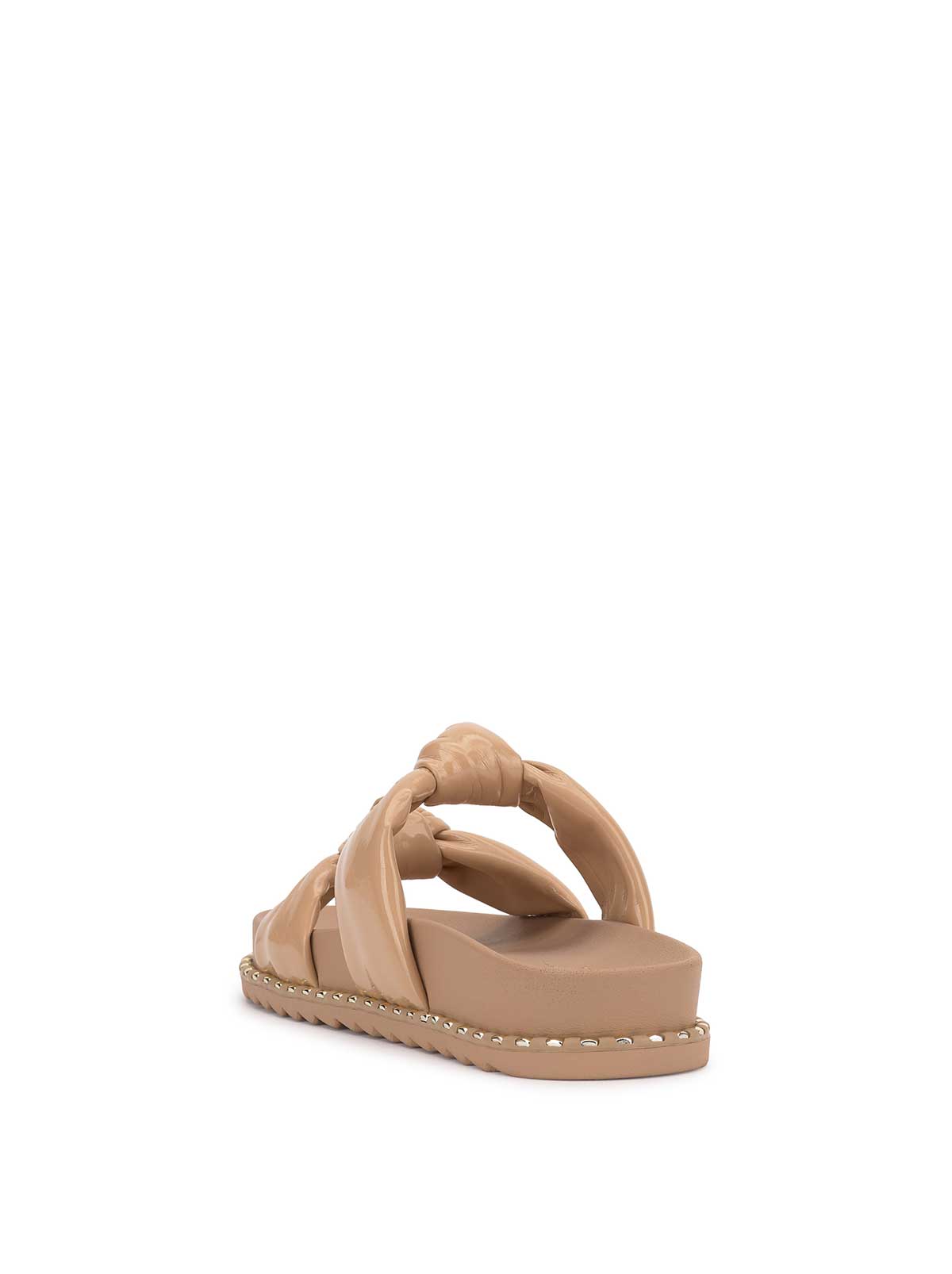 Jessica Simpson Women Caralyna Flat Sandal in Praline