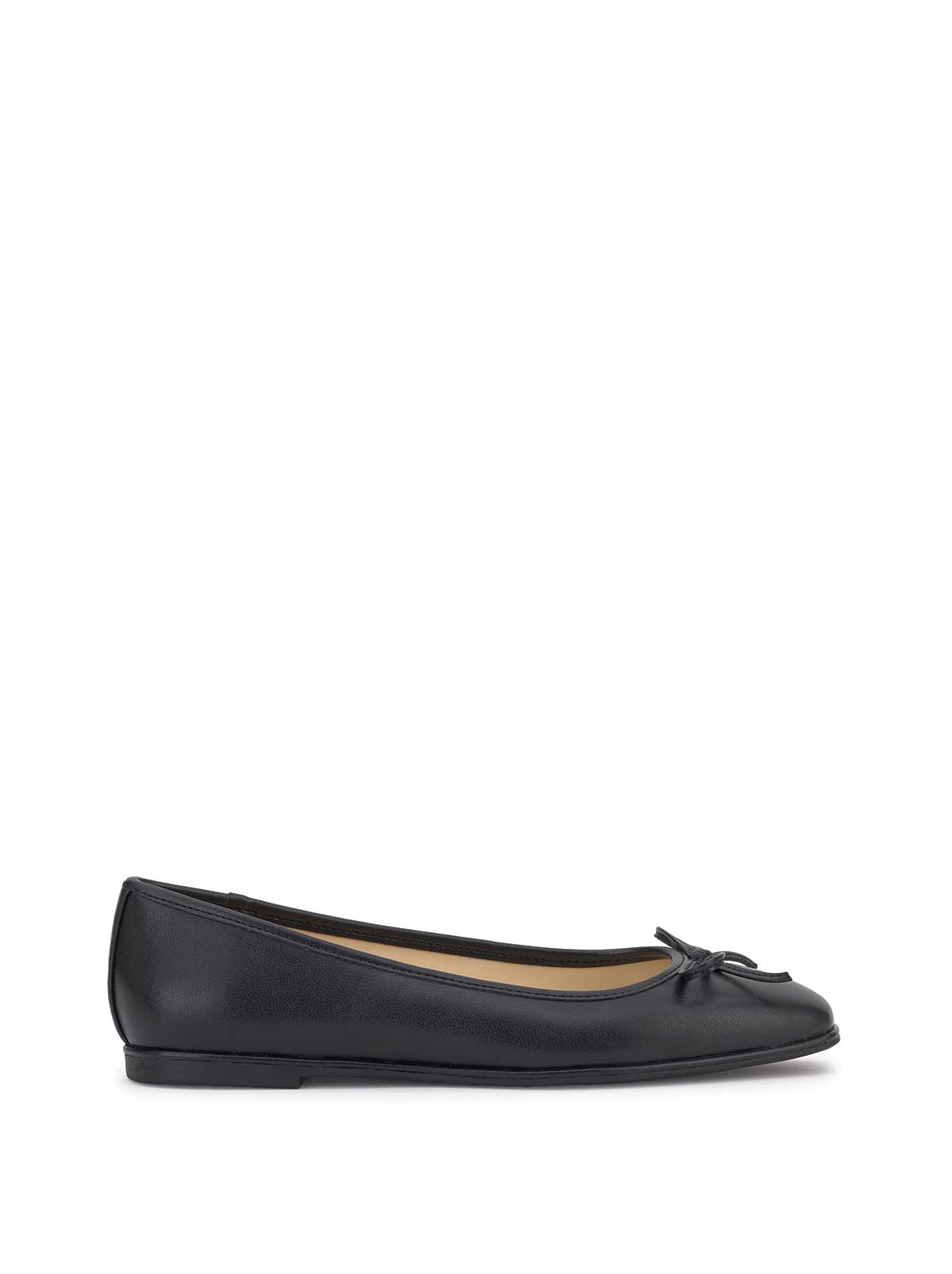 Jessica Simpson Women Vayrina Ballet Flat in Black