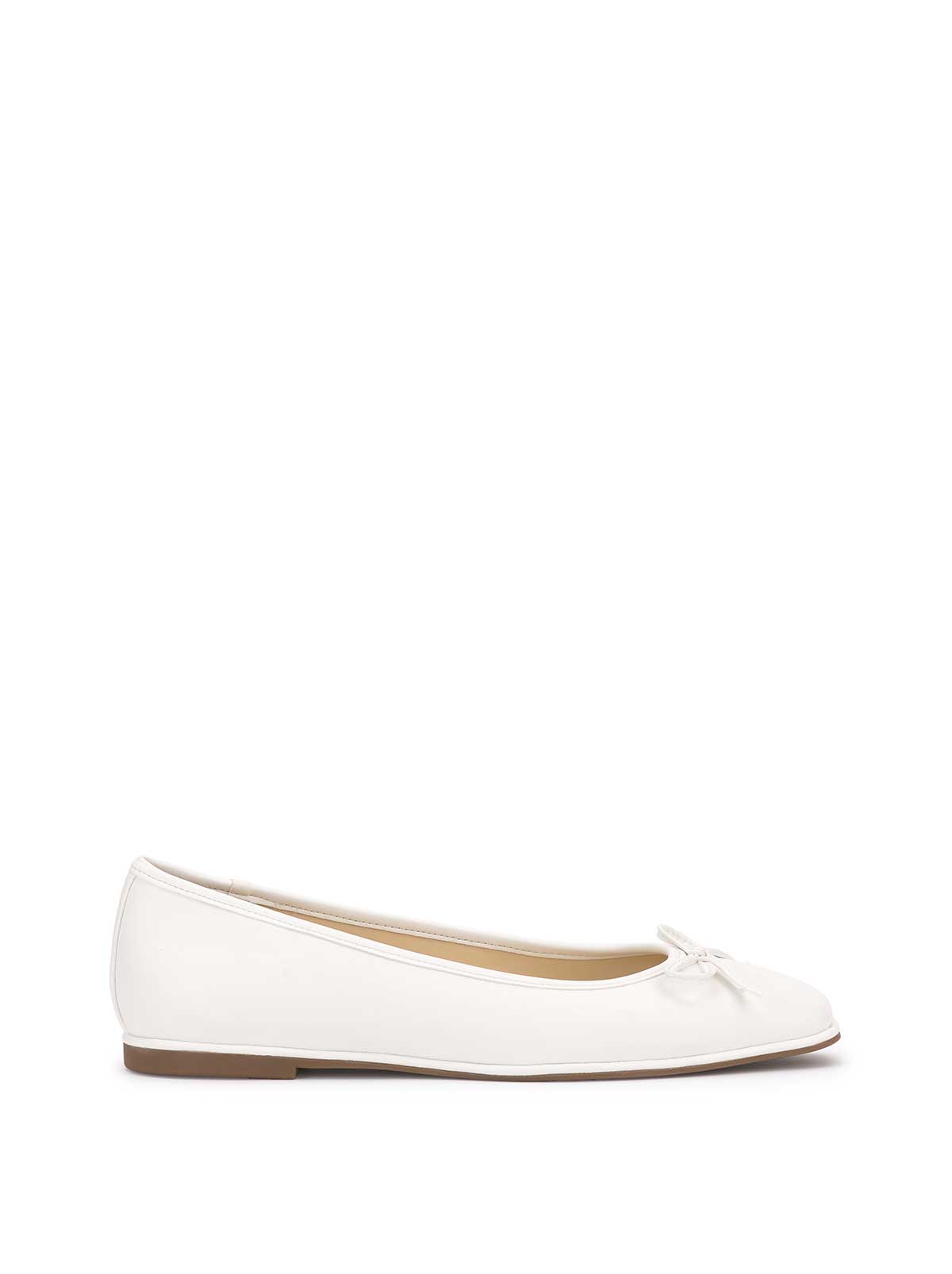 Jessica Simpson Women Vayrina Ballet Flat in Bright White