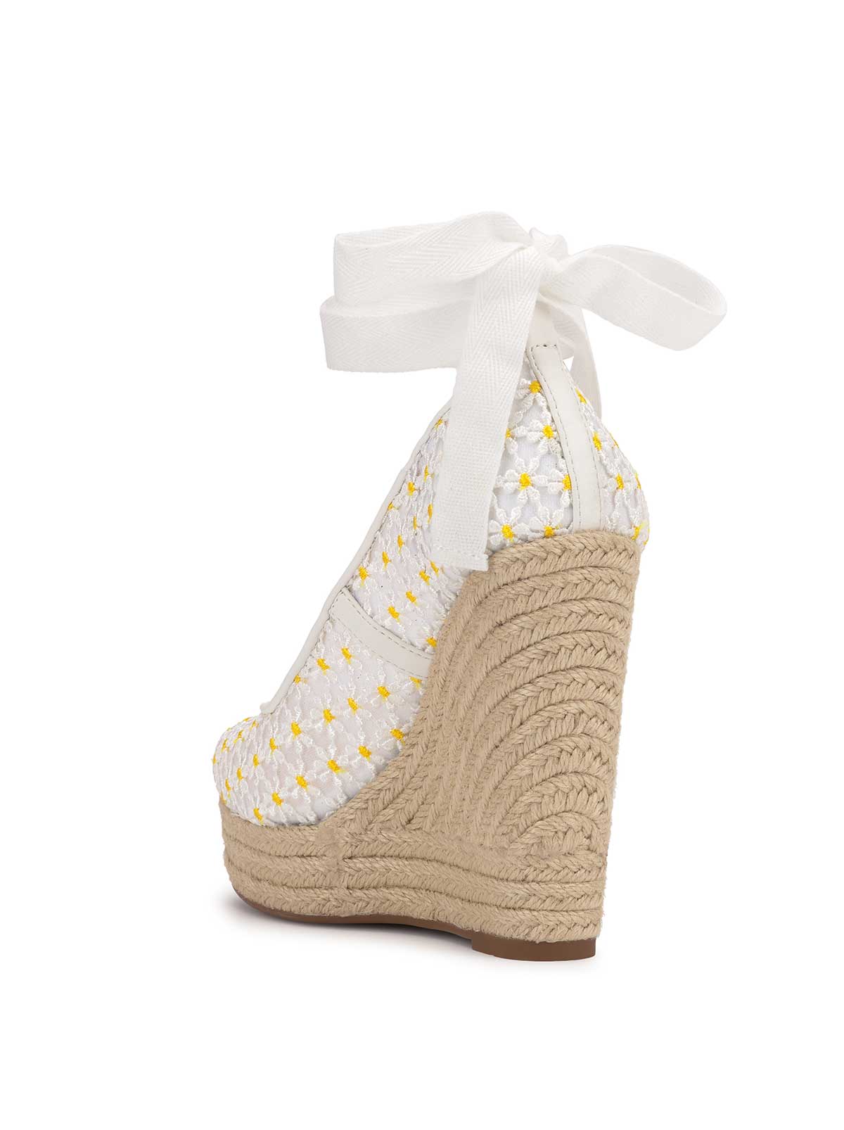 Jessica Simpson Women Zexie Platform Wedge in White Floral