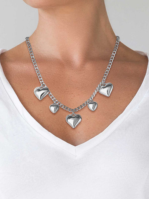 Jessica Simpson Accessories 5 Heart Necklace
