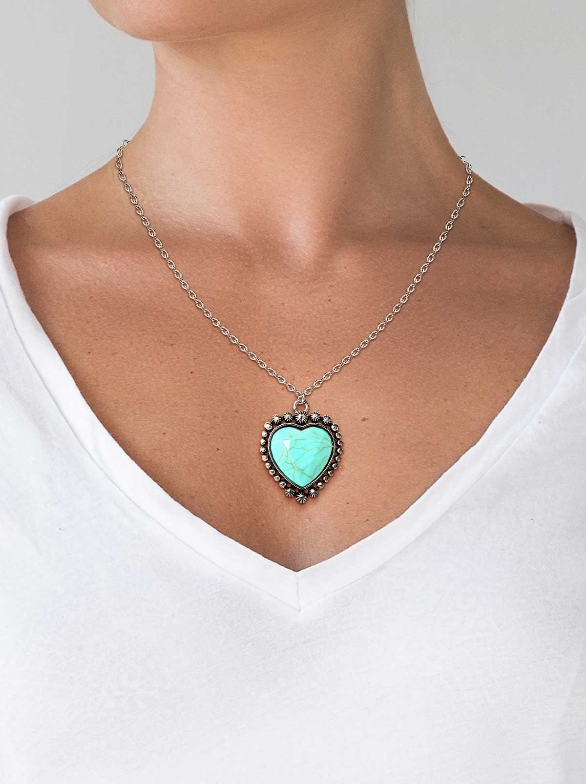 Jessica Simpson Accessories Turquoise Heart Necklace