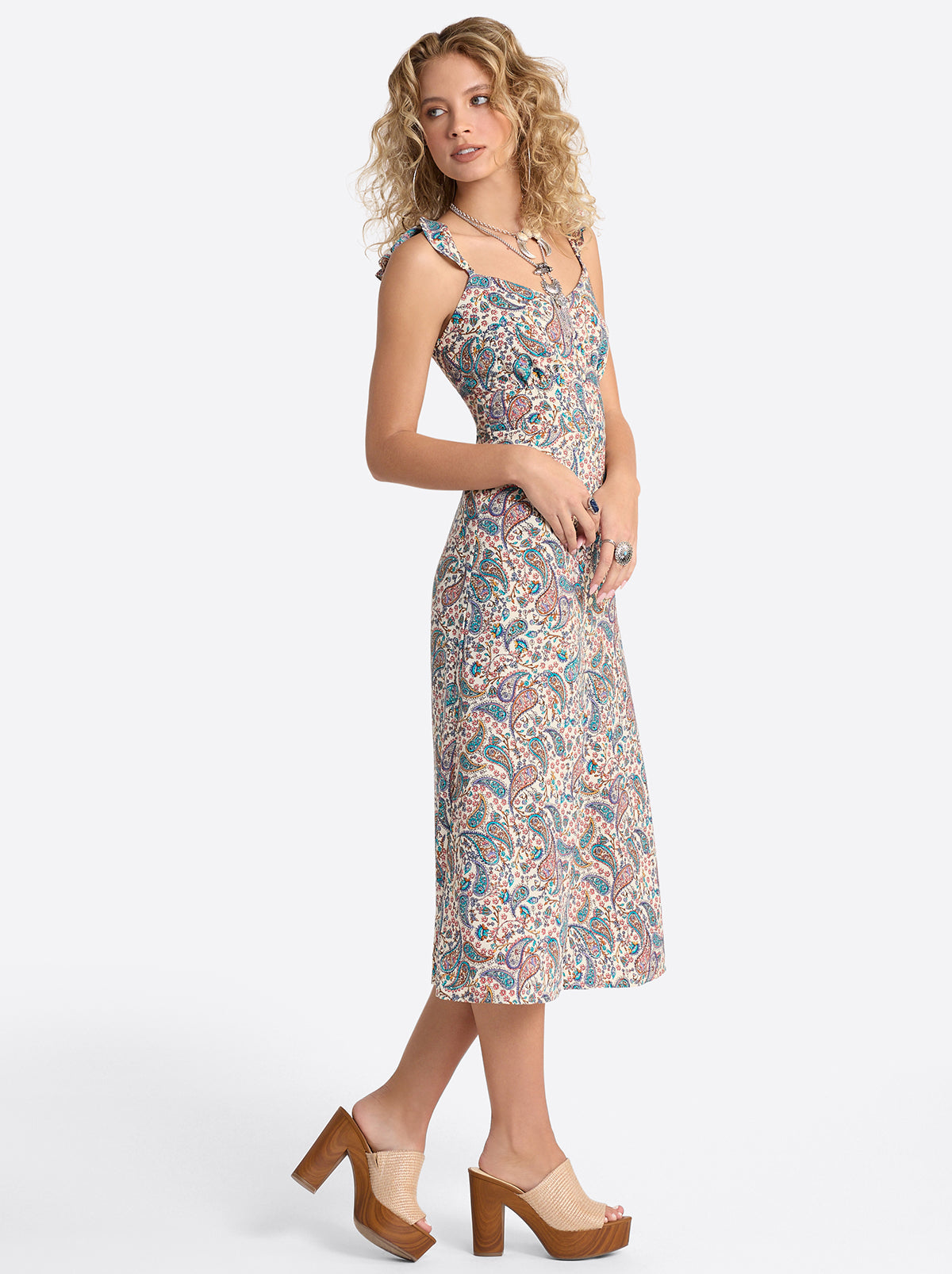 Jessica Simpson Women Sahira Dress in Buttercream Playful Paisleys